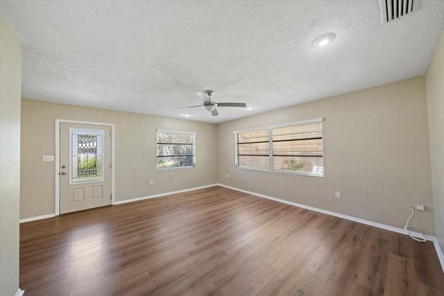 5507 HARBOR ROAD, Bradenton, FL 34209