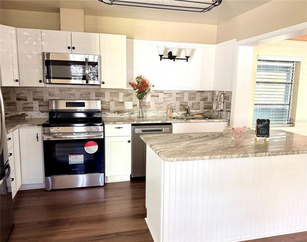 5507 HARBOR ROAD, Bradenton, FL 34209