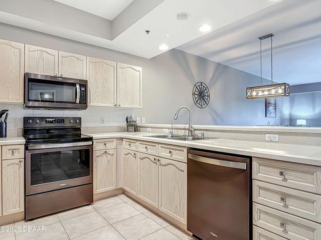 5300 S Atlantic Ave Apt 5504, New Smyrna Beach, FL 32169