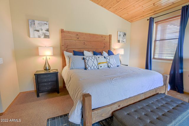 1761 S Alder Leaf Lane, Show Low, AZ 85901