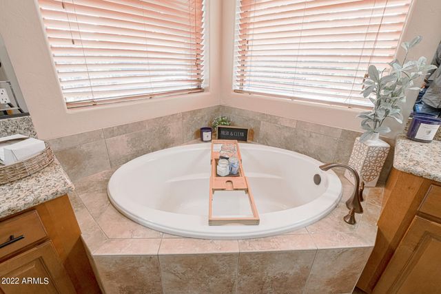 1761 S Alder Leaf Lane, Show Low, AZ 85901