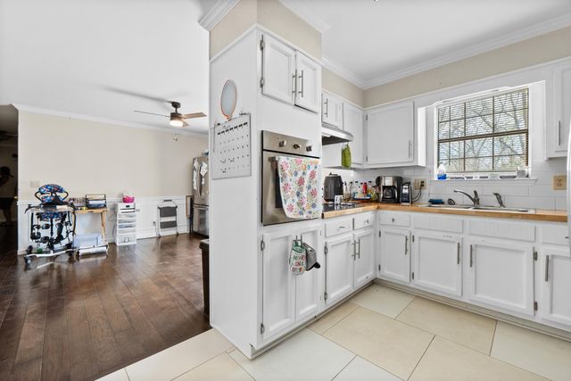 211 Lakeview Drive SE, Dalton, GA 30721