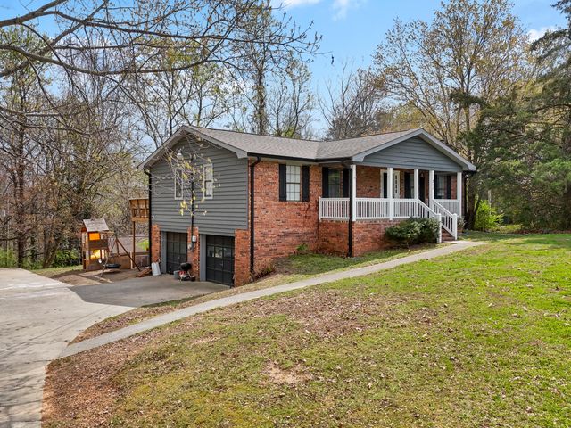 211 Lakeview Drive SE, Dalton, GA 30721