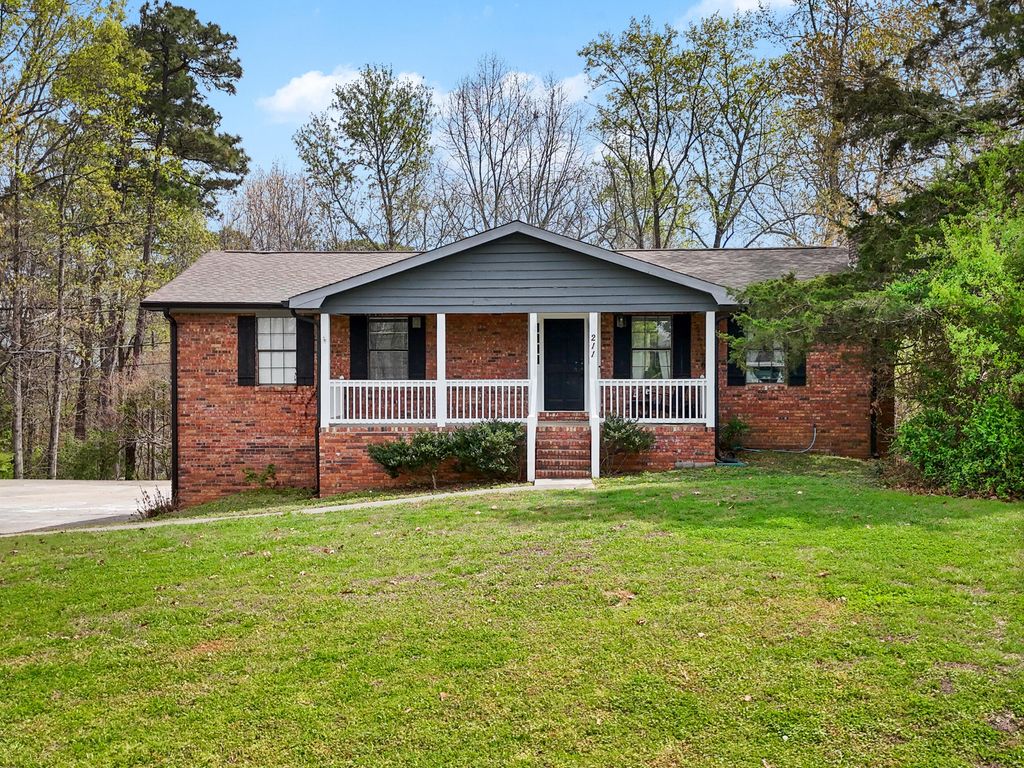 211 Lakeview Drive SE, Dalton, GA 30721