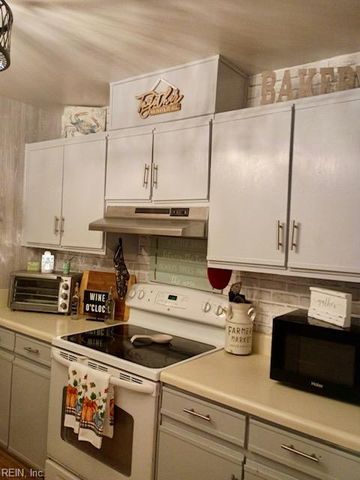 5365 Gardner CT, Williamsburg, VA 23188