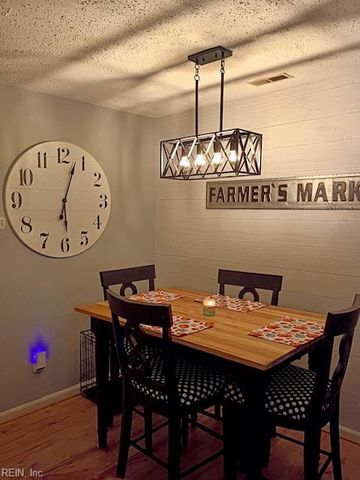 5365 Gardner CT, Williamsburg, VA 23188
