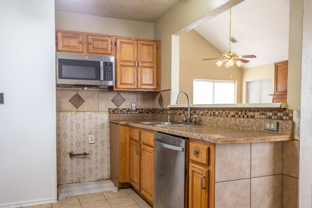 7407 Fox Crossing Court, Dallas, TX 75232