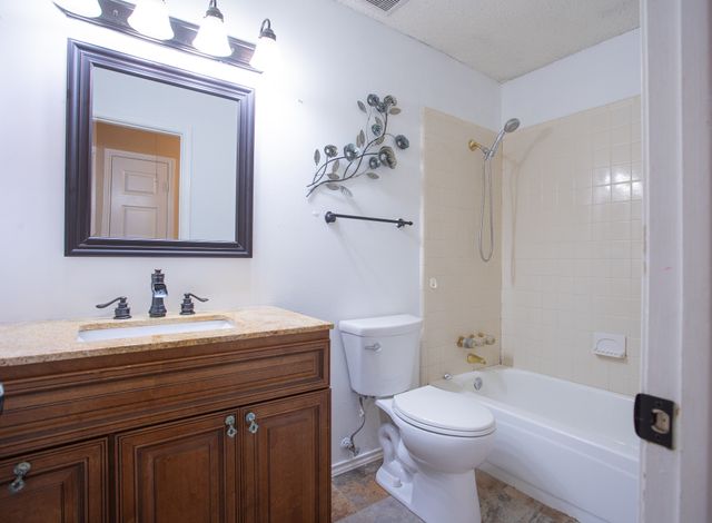 7407 Fox Crossing Court, Dallas, TX 75232