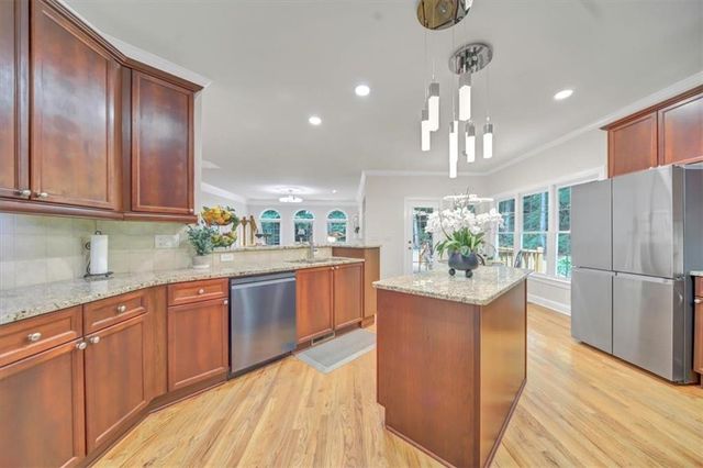 453 Cooper Woods Court SE, Smyrna, GA 30082