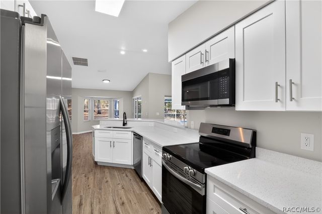 1139 E McKinley Street, Hernando, FL 34442