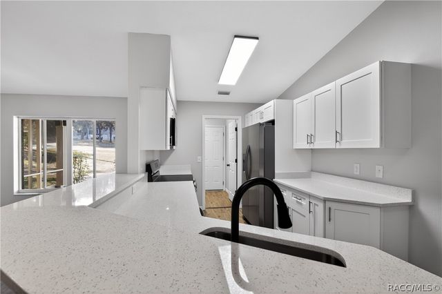 1139 E McKinley Street, Hernando, FL 34442