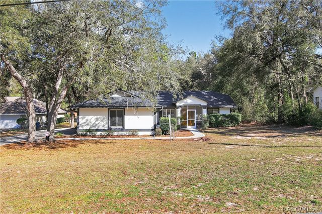 1139 E McKinley Street, Hernando, FL 34442