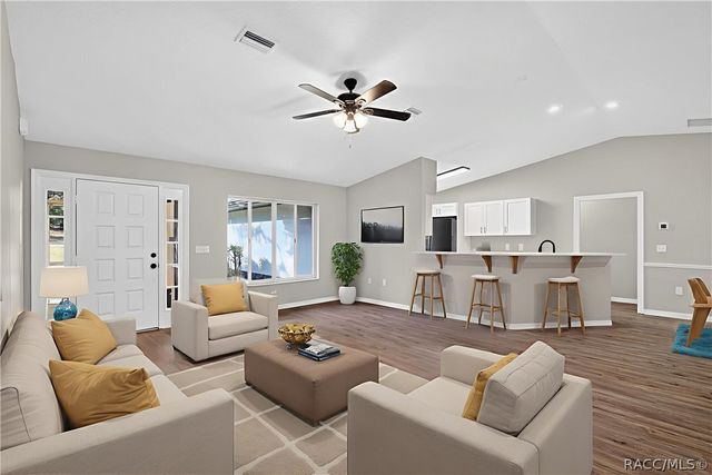 1139 E McKinley Street, Hernando, FL 34442