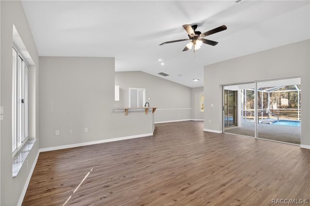 1139 E McKinley Street, Hernando, FL 34442