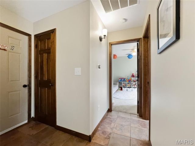 2116 E Hawkins Court, Ozark, MO 65721
