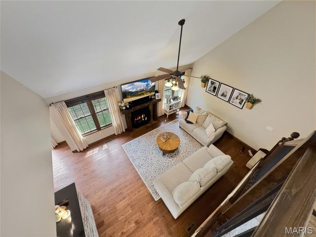 2116 E Hawkins Court, Ozark, MO 65721