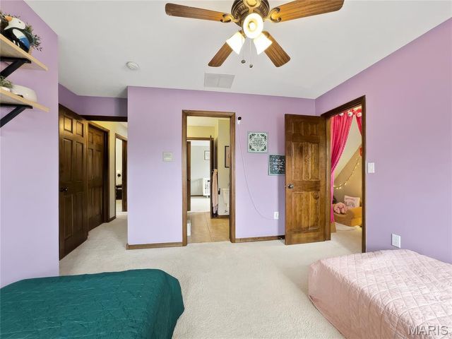 2116 E Hawkins Court, Ozark, MO 65721