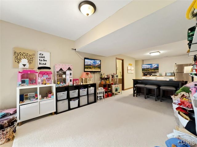 2116 E Hawkins Court, Ozark, MO 65721