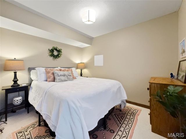 2116 E Hawkins Court, Ozark, MO 65721