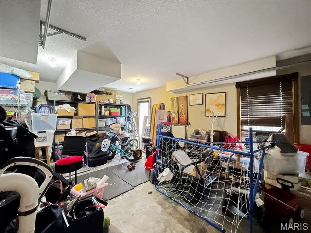 2116 E Hawkins Court, Ozark, MO 65721