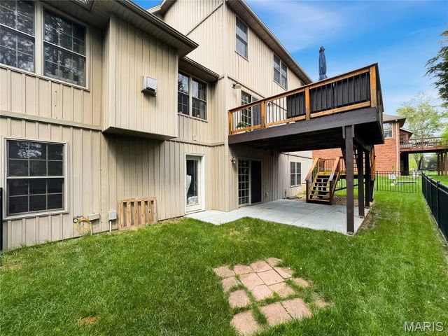 2116 E Hawkins Court, Ozark, MO 65721
