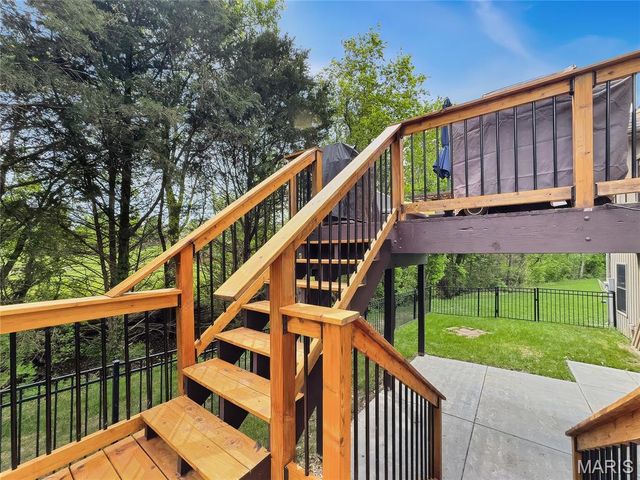 2116 E Hawkins Court, Ozark, MO 65721