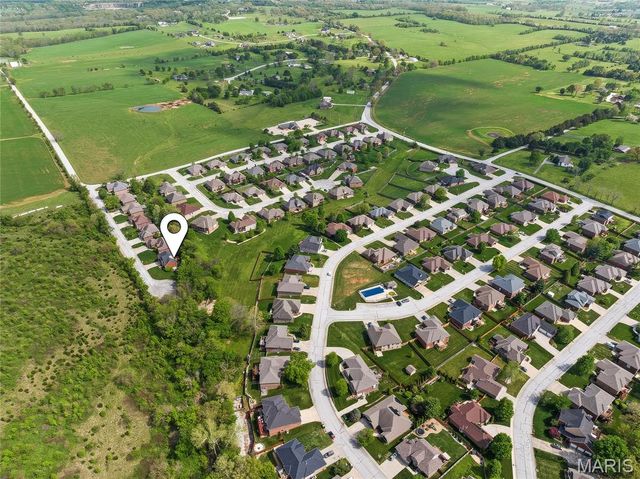 2116 E Hawkins Court, Ozark, MO 65721