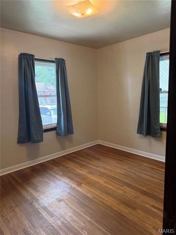 2541 Center Street, Granite City, IL 62040