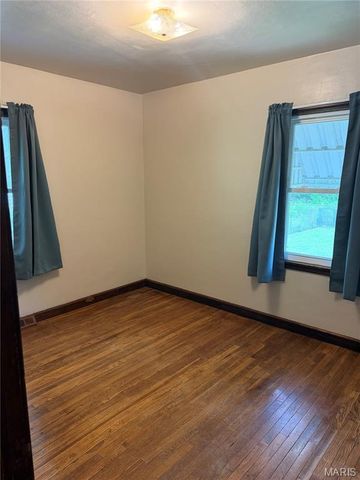 2541 Center Street, Granite City, IL 62040