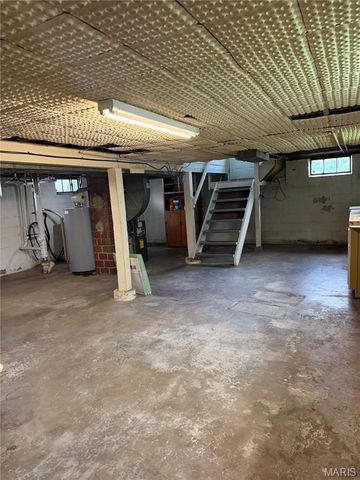 2541 Center Street, Granite City, IL 62040