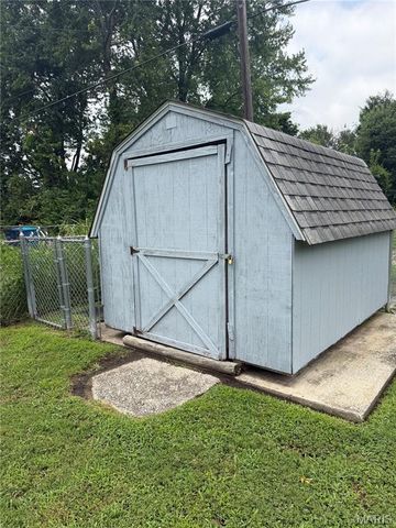 2541 Center Street, Granite City, IL 62040