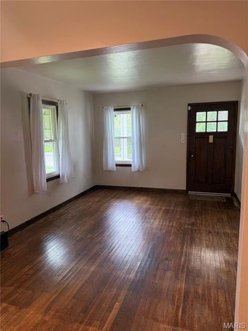 2541 Center Street, Granite City, IL 62040
