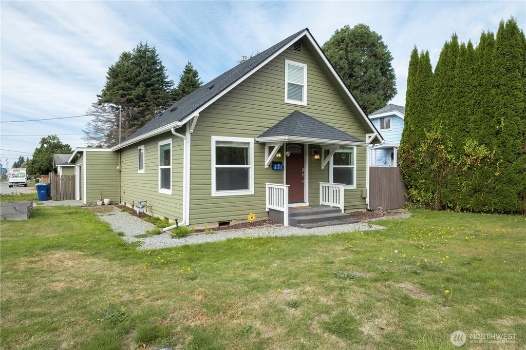 631 S Anacortes Street, Burlington, WA 98233