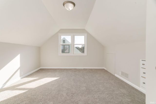 4606 Meadow Lane, South Bend, IN 46619