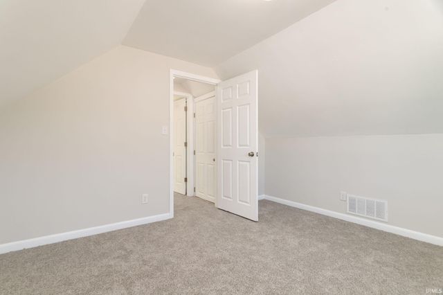 4606 Meadow Lane, South Bend, IN 46619