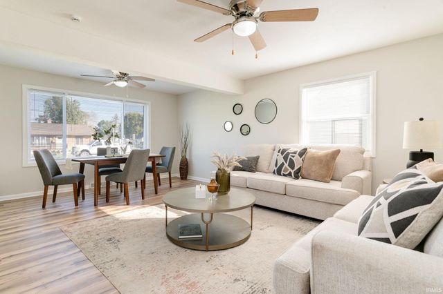 4606 Meadow Lane, South Bend, IN 46619
