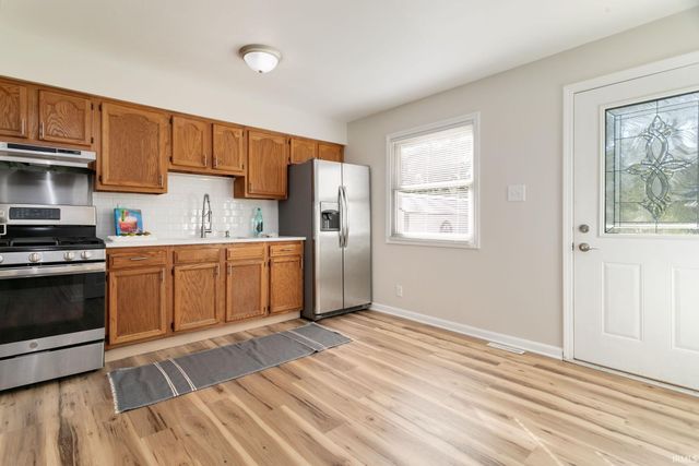 4606 Meadow Lane, South Bend, IN 46619