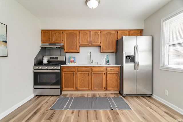 4606 Meadow Lane, South Bend, IN 46619