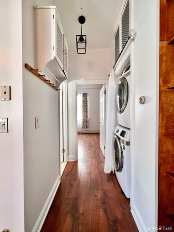 5 Hundley Court 1D, Stamford, CT 06902