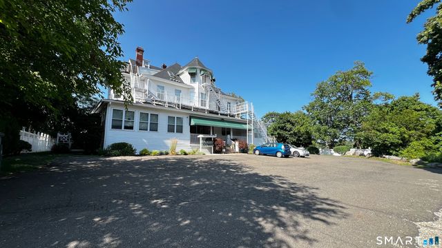 5 Hundley Court 1D, Stamford, CT 06902