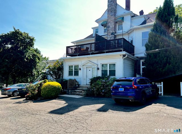 5 Hundley Court 1D, Stamford, CT 06902