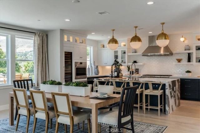 1458 Parsons Way, San Luis Obispo, CA 93401