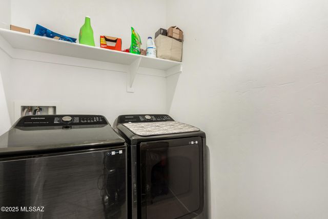 12847 E Joffroy Drive, Vail, AZ 85641