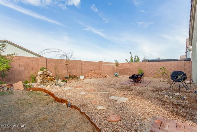 12847 E Joffroy Drive, Vail, AZ 85641