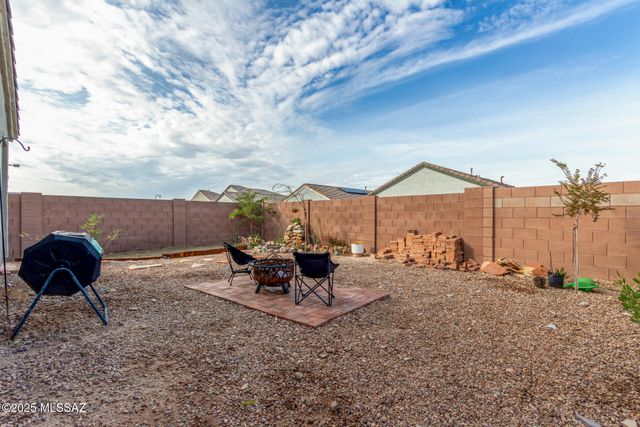 12847 E Joffroy Drive, Vail, AZ 85641