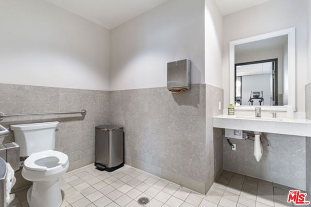 5334 Lindley Avenue 340, Encino (los Angeles), CA 91316
