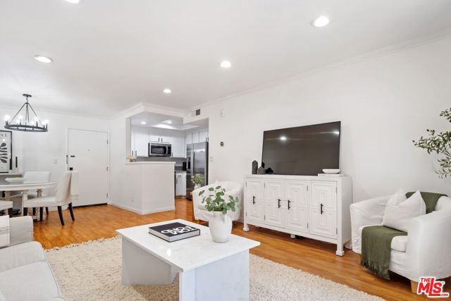5334 Lindley Avenue 340, Encino (los Angeles), CA 91316