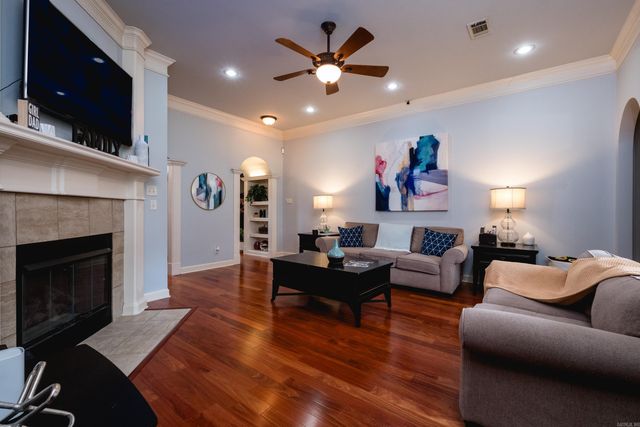 8100 Kanis Pines Drive, Little Rock, AR 72204