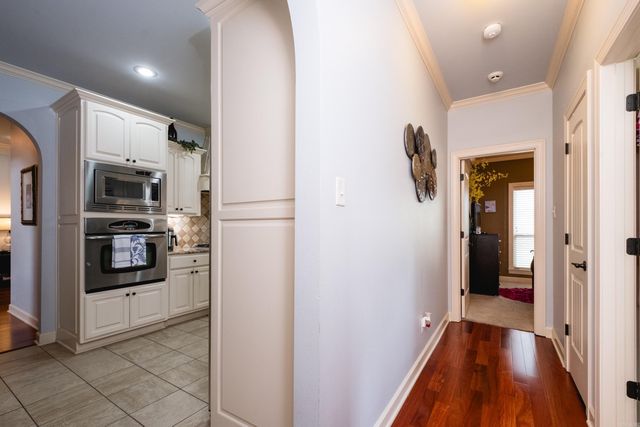 8100 Kanis Pines Drive, Little Rock, AR 72204