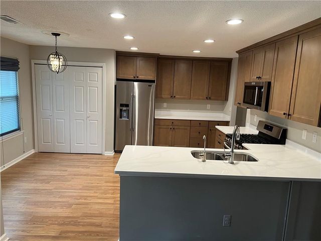 6535 Glen Pond Trace, Cumming, GA 30028